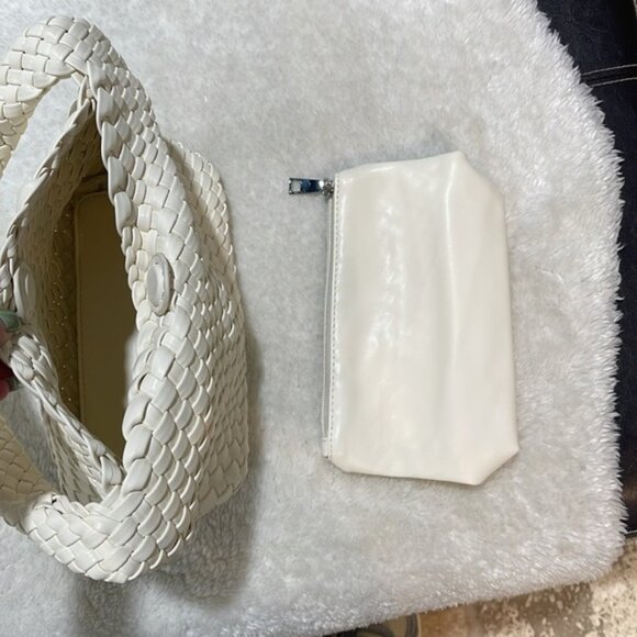 BH Everyday Mary Small Woven Purse - Picture 6 of 7